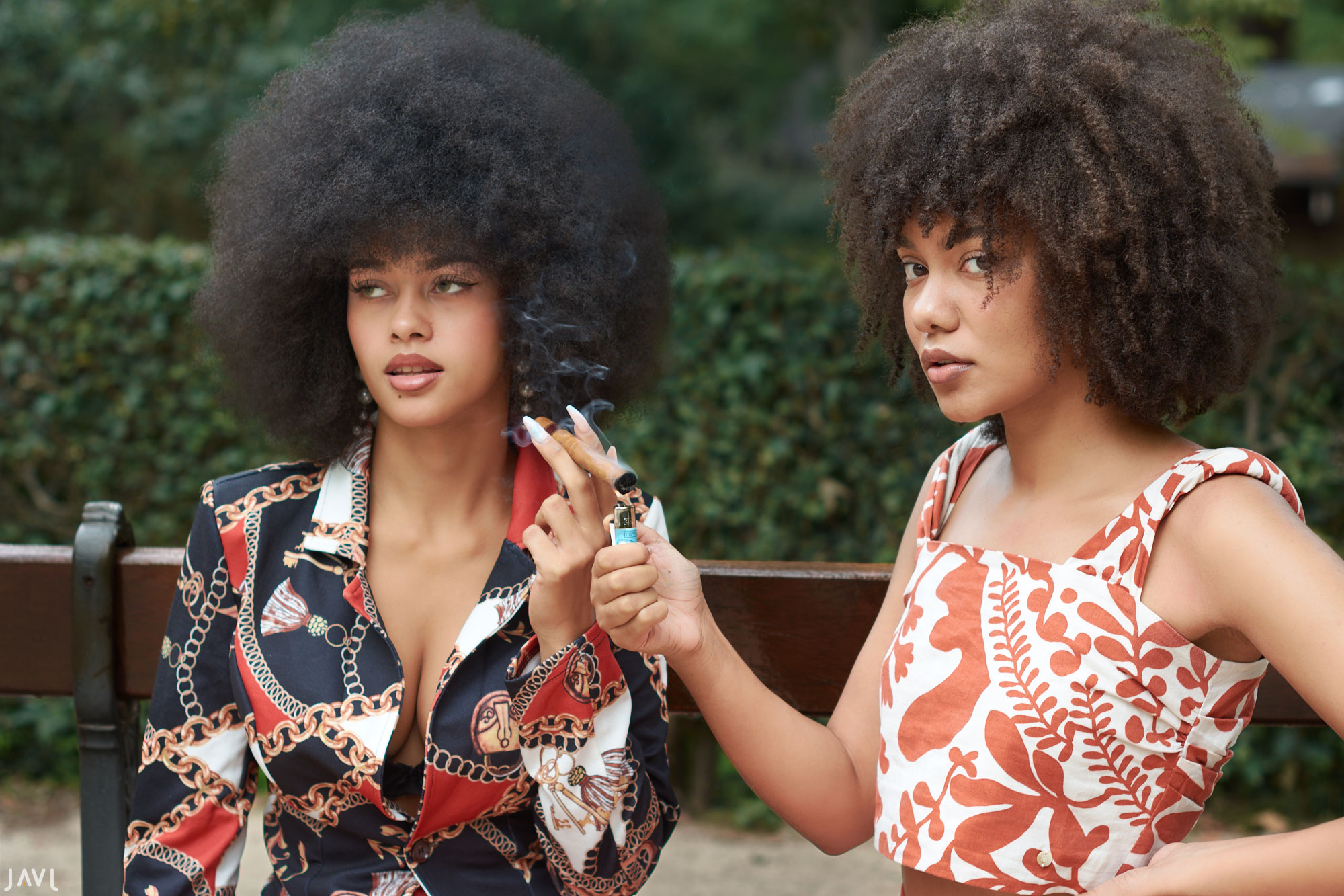 Withney y Kelly con su look afro